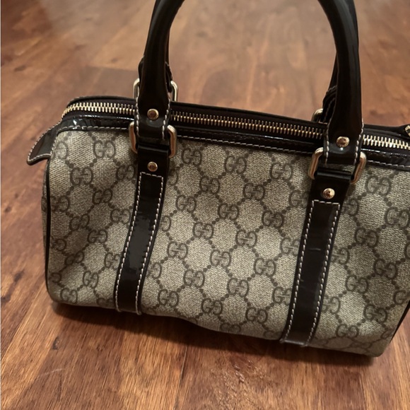 Gucci Handbag - Picture 7 of 10